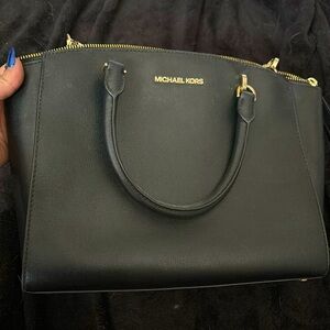 *SOLD* Michael Kors Purse